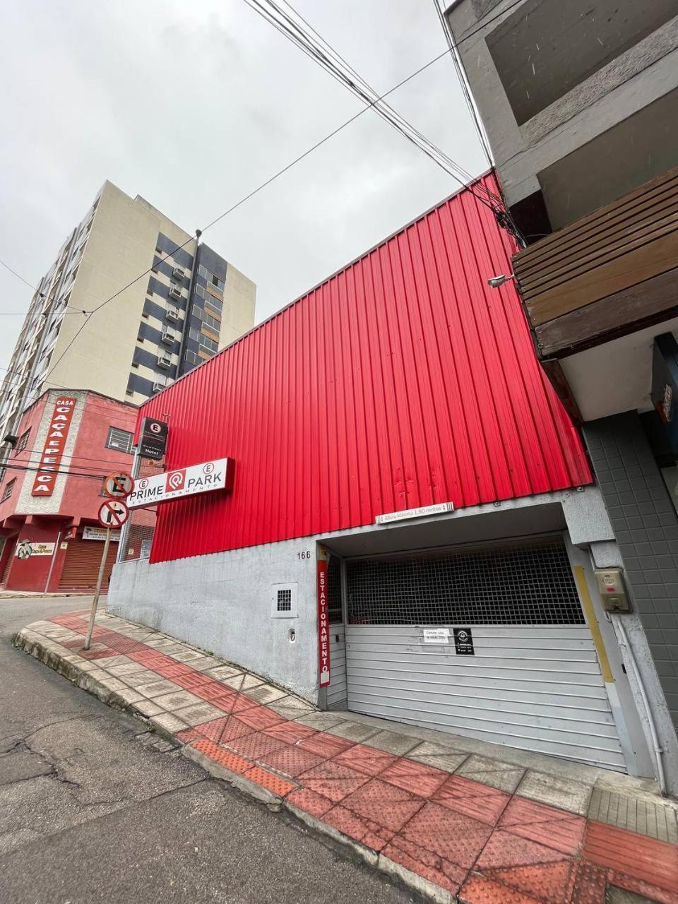 奥斯卡皇宫酒店 Tubarão 外观 照片
